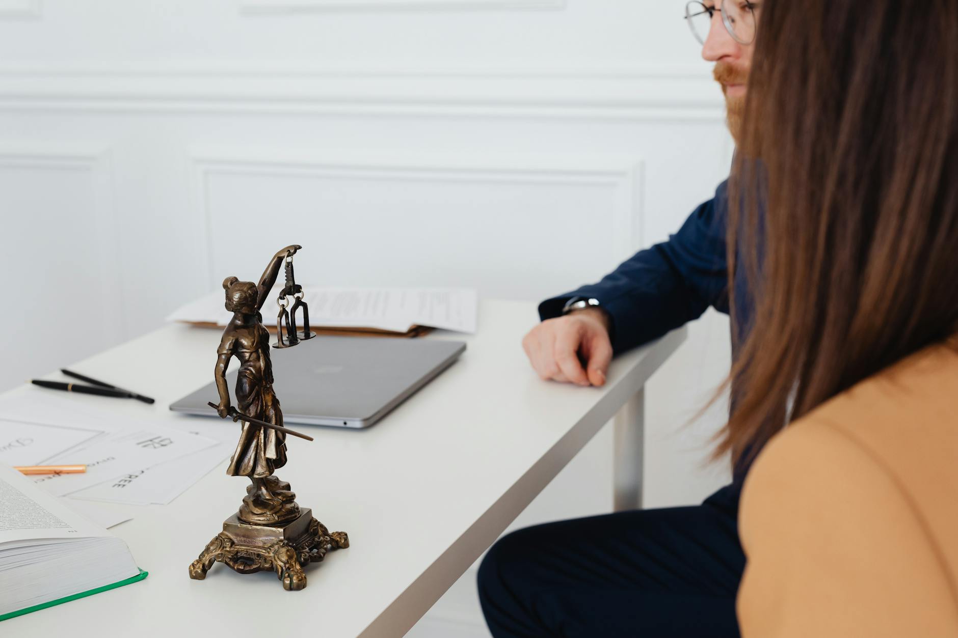 Fee Structures and Billing Practices for Digital Forensics Expert Witnesses
